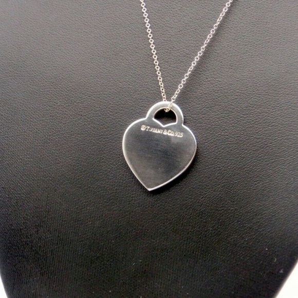 *SOLD* Authentic Tiffany & Co. Necklace Return To… - Picture 4 of 5